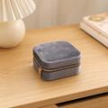 Mini coffret à bijoux en velours, fermeture zippée et miroir intégré - vue 3